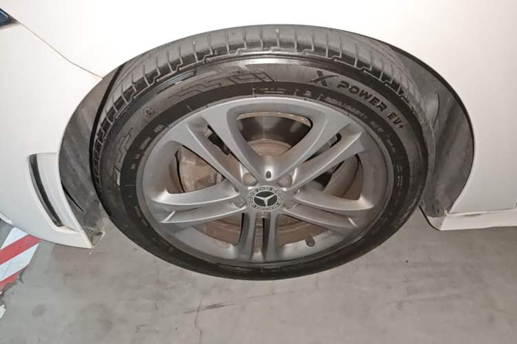 Used Mercedes-Benz A-Class 2020 Second Facelift A 180 L Sport Sedan Left Front Wheel Hub