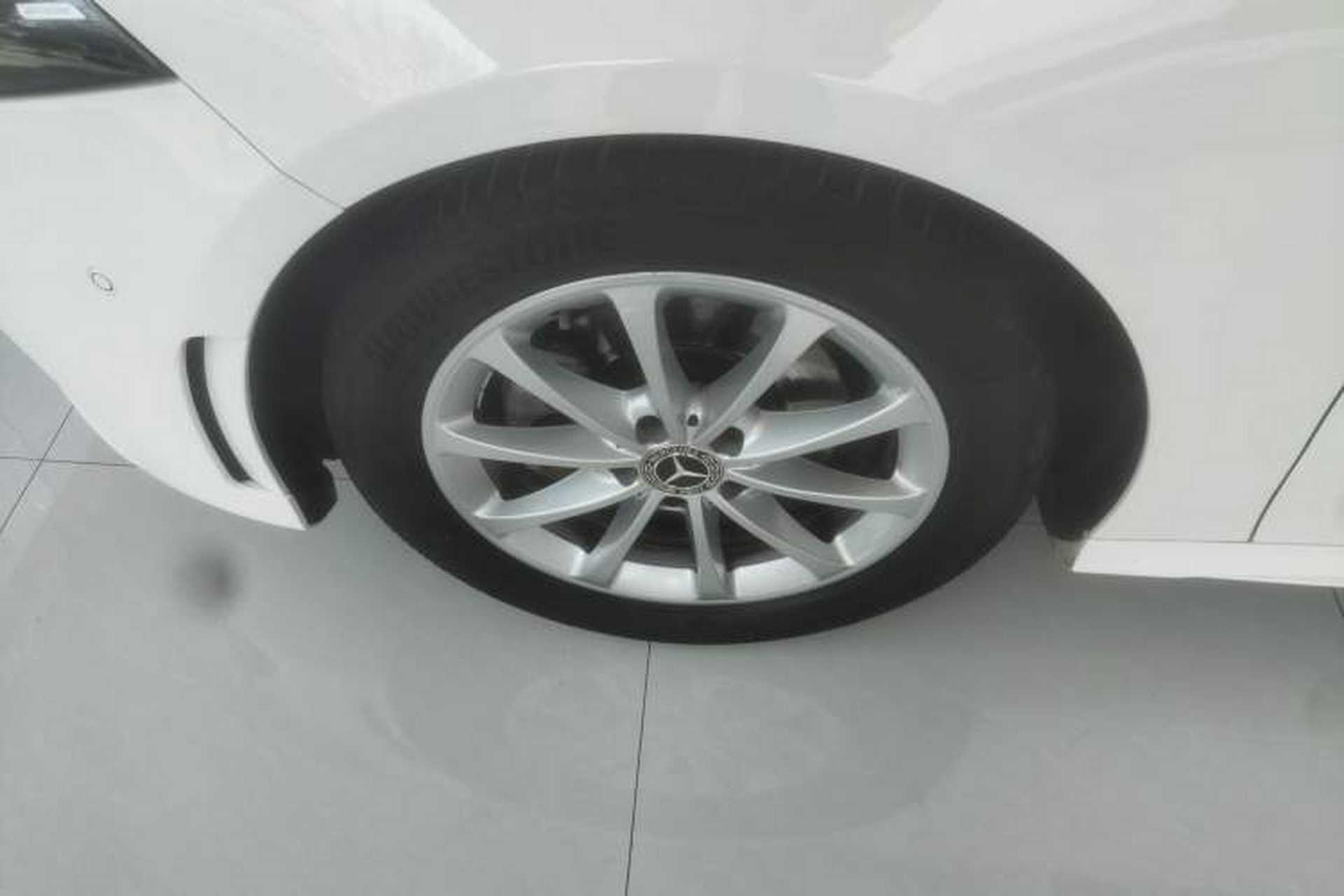 Used Mercedes-Benz A-Class 2020 A 200 L Sport Sedan Left Front Wheel Hub