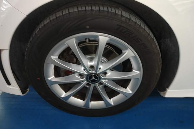 Used Mercedes-Benz A-Class 2020 Restyled A 200 L Sport Sedan Dynamic Version Left Front Wheel Hub