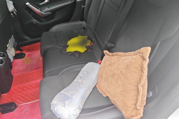 Used Mercedes-Benz A-Class 2020 Restyled A 200 L Sport Sedan Fashion Version Left Rear Seat