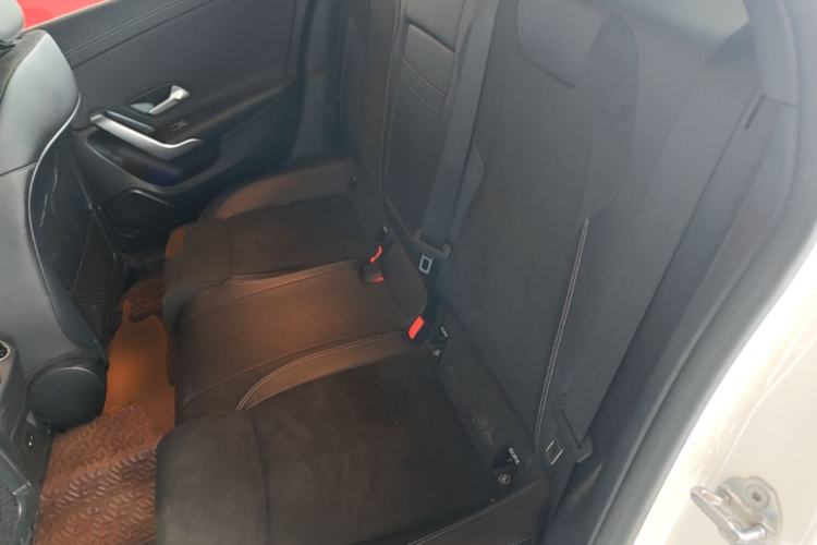Used Mercedes-Benz A-Class 2020 Restyled A 200 L Sport Sedan Fashion Version Left Rear Seat