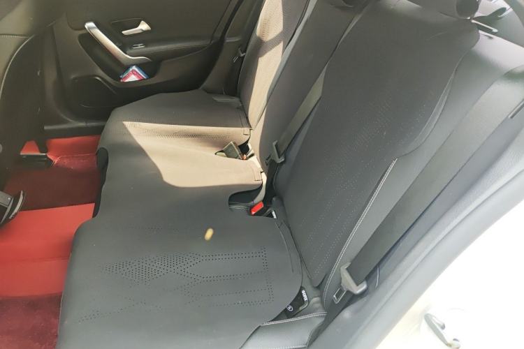 Used Mercedes-Benz A-Class 2020 Restyled A 200 L Sport Sedan Fashion Version Left Rear Seat