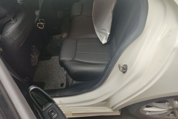 Used Mercedes-Benz A-Class 2020 Restyled A 200 L Sport Sedan Fashion Version Left Rear Seat