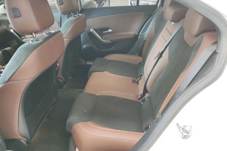 Used Mercedes-Benz A-Class 2020 Restyled A 200 L Sport Sedan Fashion Version Left Rear Seat