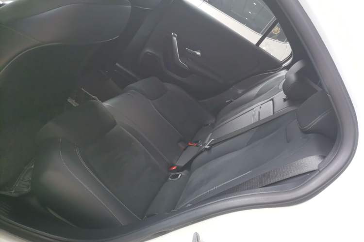 Used Mercedes-Benz A-Class 2020 Restyled A 200 L Sport Sedan Fashion Version Left Rear Seat