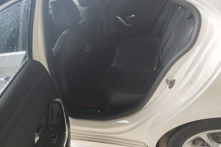 Used Mercedes-Benz A-Class 2020 Restyled A 200 L Sport Sedan Fashion Version Left Rear Seat