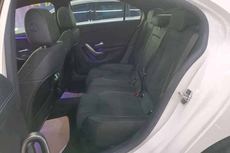 Used Mercedes-Benz A-Class 2020 Restyled A 200 L Sport Sedan Fashion Version Left Rear Seat