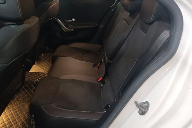 Used Mercedes-Benz A-Class 2020 Restyled A 200 L Sport Sedan Fashion Version Left Rear Seat