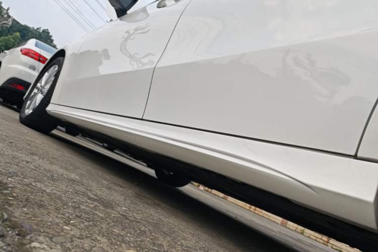 Used Mercedes-Benz A-Class 2020 Restyled A 200 L Sport Sedan Fashion Version Left Side Sill