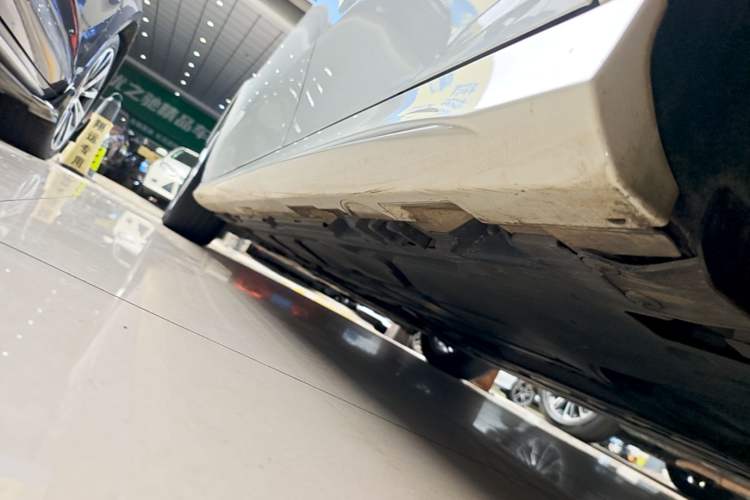 Used Mercedes-Benz A-Class 2020 A 200 L Sport Sedan Left Side Sill