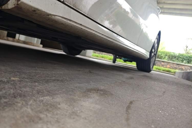 Used Mercedes-Benz A-Class 2020 A 180 L Sport Sedan Left Side Sill