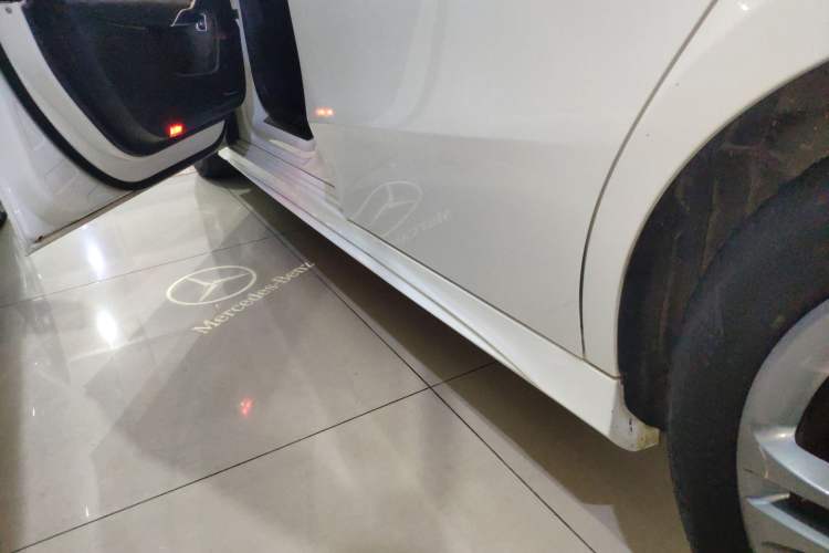 Used Mercedes-Benz A-Class 2020 Second Facelift A 180 L Sport Sedan Left Side Sill