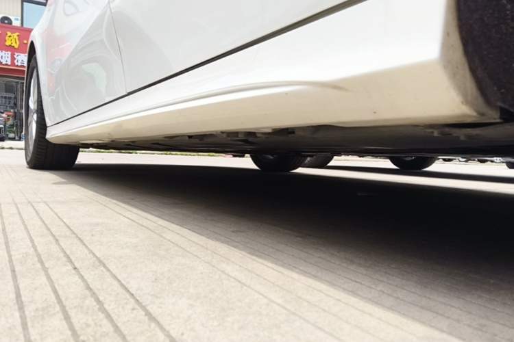 Used Mercedes-Benz A-Class 2020 A 200 L Sport Sedan Left Side Sill