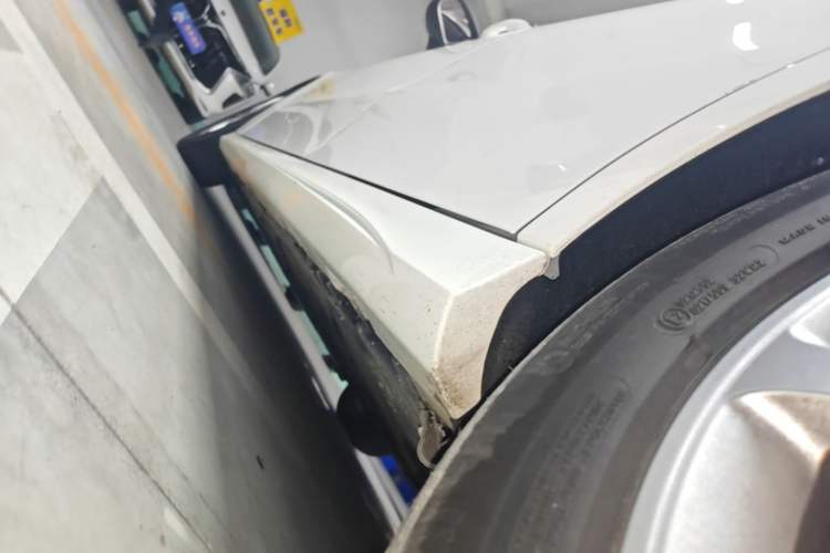 Used Mercedes-Benz A-Class 2020 Restyled A 200 L Sport Sedan Fashion Version Left Side Sill