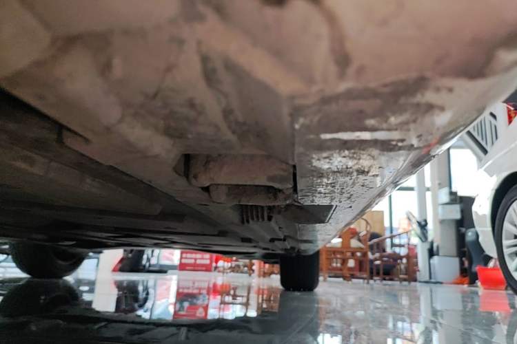 Used Mercedes-Benz A-Class 2020 A 180 L Sport Sedan Left Side Sill
