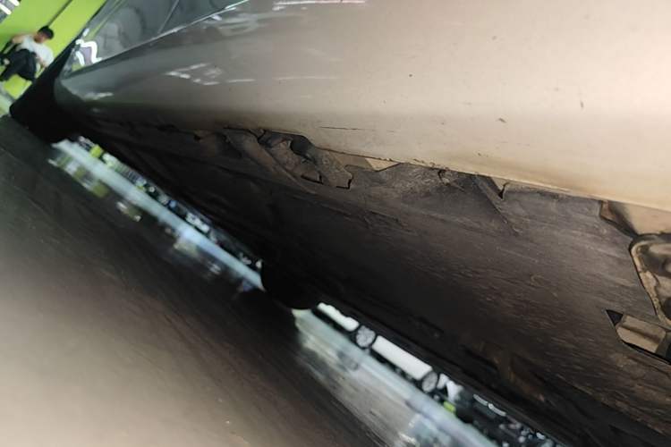 Used Mercedes-Benz A-Class 2020 Revised A 180 L Left Side Sill