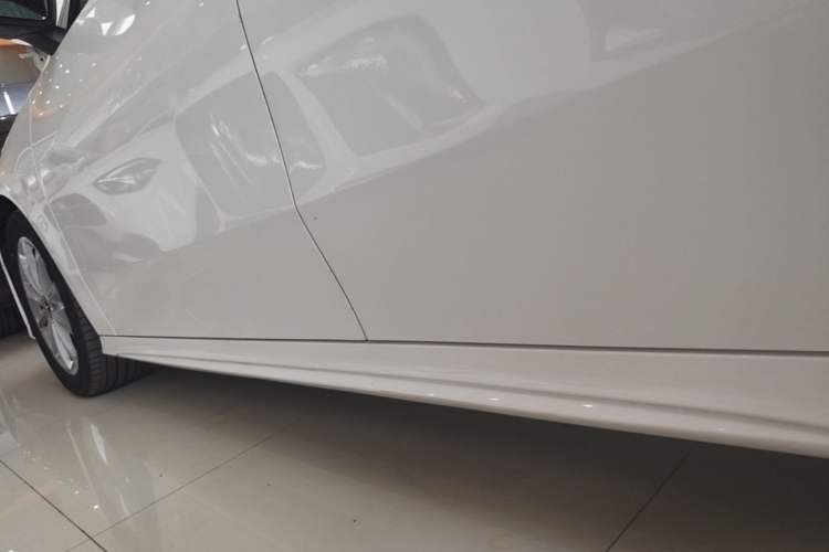 Used Mercedes-Benz A-Class 2020 A 200 L Sport Sedan Left Side Sill