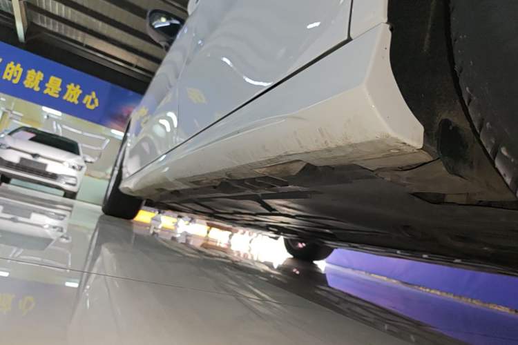 Used Mercedes-Benz A-Class 2020 Restyled A 200 L Sport Sedan Fashion Version Left Side Sill