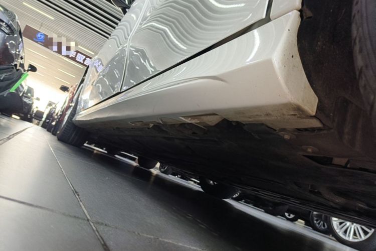 Used Mercedes-Benz A-Class 2020 Restyled A 200 L Sport Sedan Fashion Version Left Side Sill