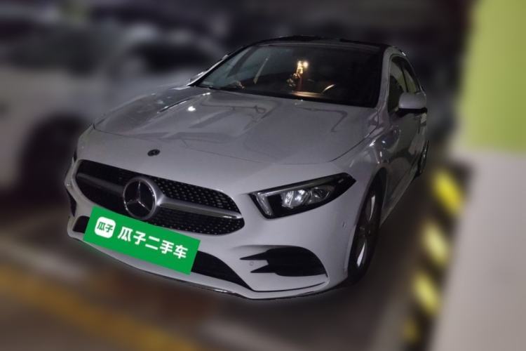 Używany Mercedes-Benz A-Class 2020 Restyled A 200 L Sport Sedan Fashion Version Guazi used car, China used car export, Used car for sale, Used cars, Cheapest cars for sale