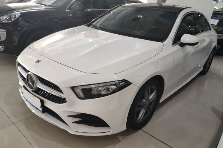 Used Mercedes-Benz A-Class 2020 Second Facelift A 180 L Sport Sedan Guazi used car, China used car export, Used car for sale, Used  cars, Cheapest cars for sale