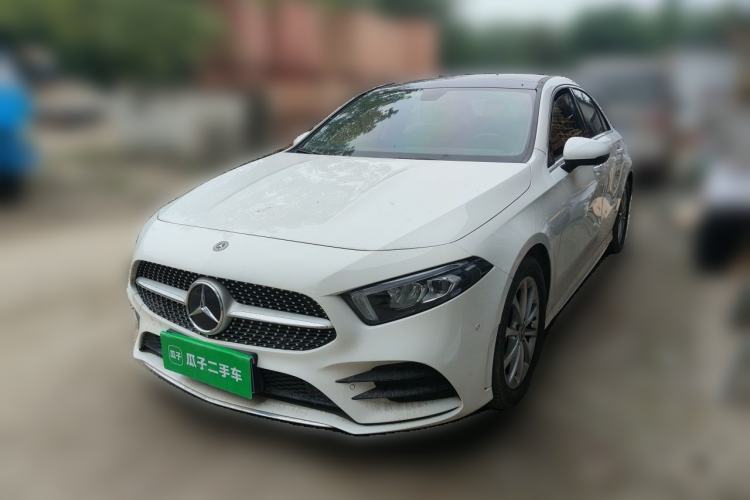 Ojetý Mercedes-Benz A-Class 2020 Restyled A 200 L Sport Sedan Dynamic Version Guazi used car, China used car export, Used car for sale, Used  cars, Cheapest cars for sale