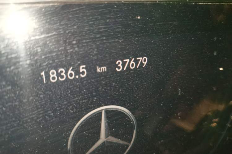 Used Mercedes-Benz A-Class 2020 Restyled A 200 L Sport Sedan Fashion Version Odometer Close Up