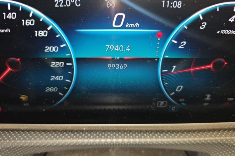 Used Mercedes-Benz A-Class 2020 Restyled A 200 L Sport Sedan Fashion Version Odometer Close Up