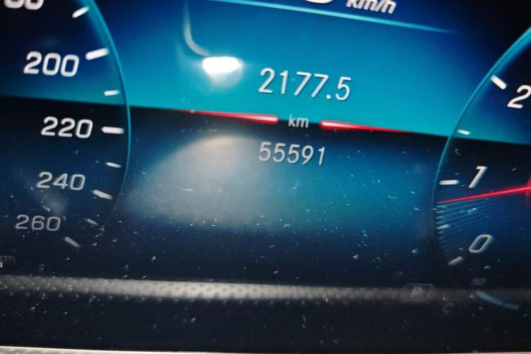 Used Mercedes-Benz A-Class 2020 Restyled A 200 L Sport Sedan Fashion Version Odometer Close Up
