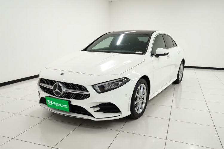 Ojetý Mercedes-Benz A-Class 2020 Restyled A 200 L Sport Sedan Dynamic Version Guazi used car, China used car export, Used car for sale, Used  cars, Cheapest cars for sale