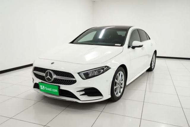 Mercedes-Benz A-Class 2020 Restyled A 200 L Sport Sedan Dynamic Version usado