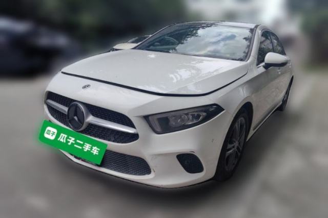Mercedes-Benz A-Class 2020 A 200 L usado