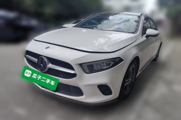 Ojetý Mercedes-Benz A-Class 2020 A 200 L Guazi used car, China used car export, Used car for sale, Used  cars, Cheapest cars for sale