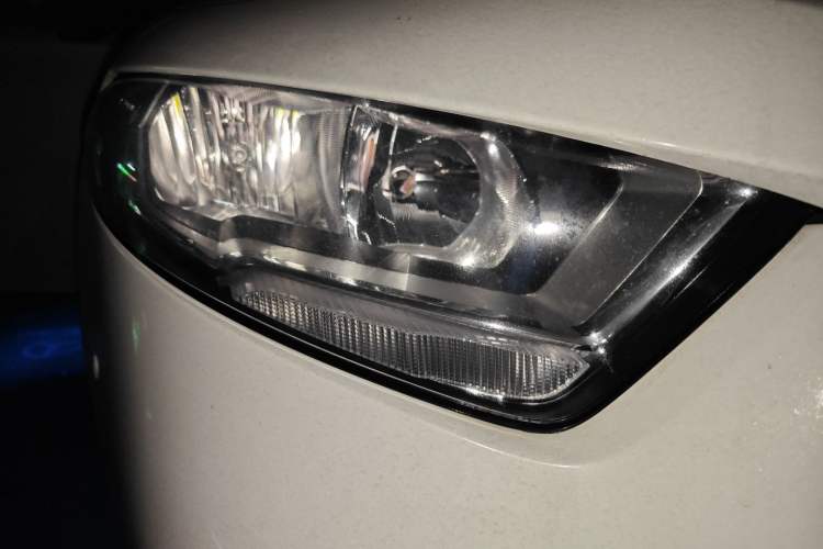 Used Mercedes-Benz A-Class 2020 A 180 L Sport Sedan Right Front Headlight