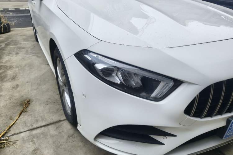Used Mercedes-Benz A-Class 2020 Restyled A 200 L Sport Sedan Fashion Version Right Front Headlight