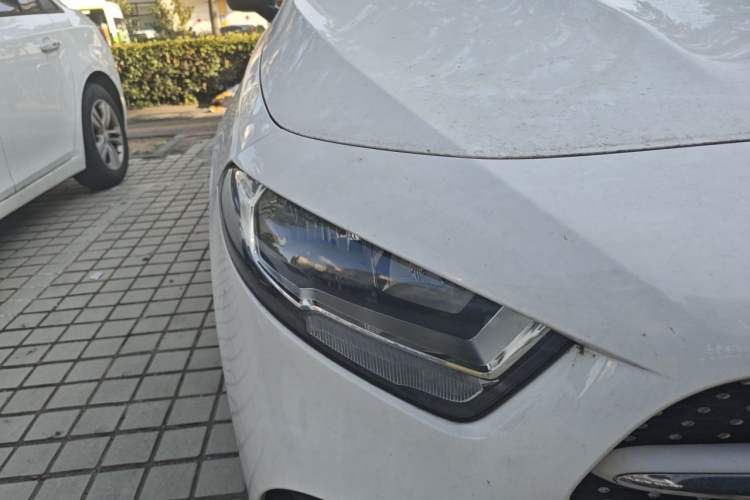 Used Mercedes-Benz A-Class 2020 Facelift A 180 L Sport Sedan Special Configuration Right Front Headlight