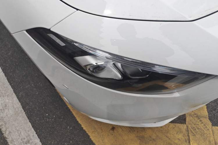 Used Mercedes-Benz A-Class 2020 Restyled A 200 L Sport Sedan Fashion Version Right Front Headlight