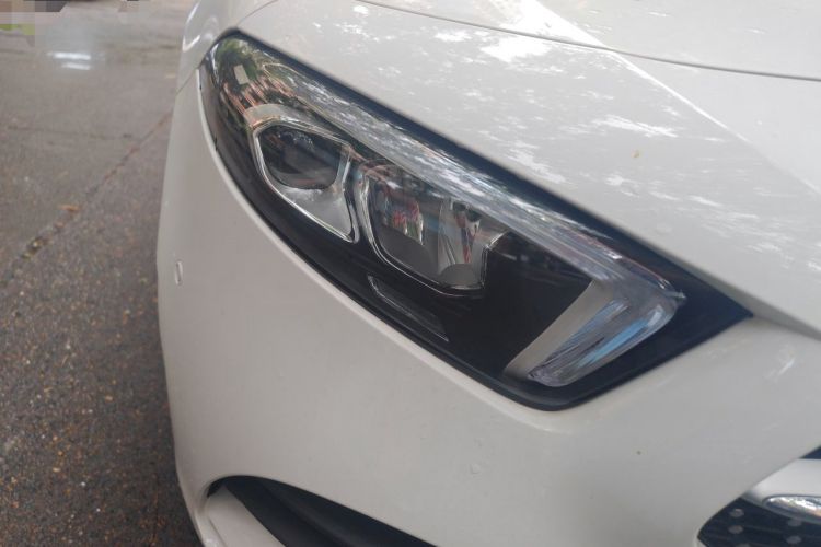 Used Mercedes-Benz A-Class 2020 Restyled A 200 L Sport Sedan Fashion Version Right Front Headlight