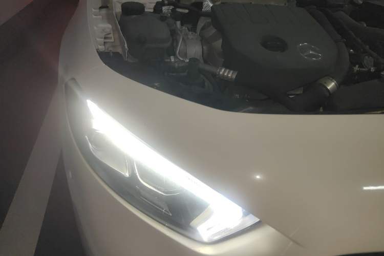 Used Mercedes-Benz A-Class 2020 A 200 L Sport Sedan Right Front Headlight