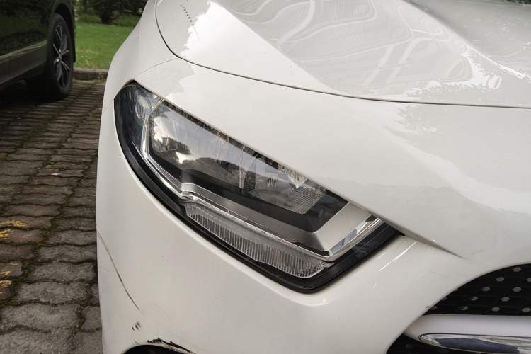 Used Mercedes-Benz A-Class 2020 Facelift A 180 L Sport Sedan Special Configuration Right Front Headlight