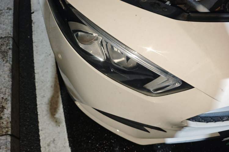 Used Mercedes-Benz A-Class 2020 A 200 L Sport Sedan Right Front Headlight