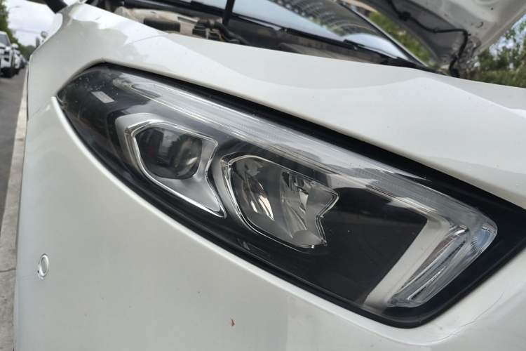 Used Mercedes-Benz A-Class 2020 Restyled A 200 L Sport Sedan Fashion Version Right Front Headlight