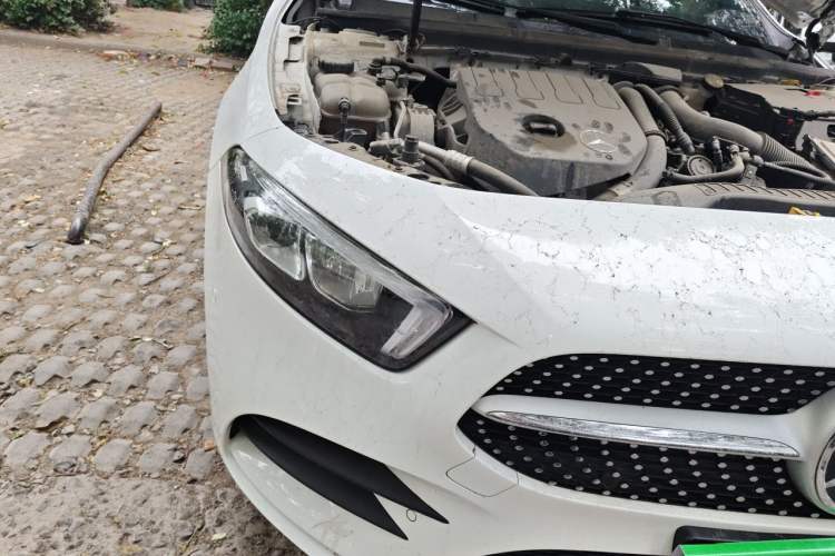 Used Mercedes-Benz A-Class 2020 Restyled A 200 L Sport Sedan Fashion Version Right Front Headlight
