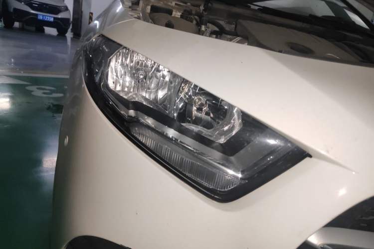 Used Mercedes-Benz A-Class 2020 A 180 L Sport Sedan Right Front Headlight