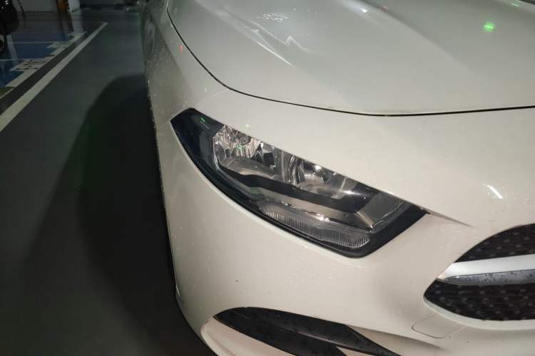 Used Mercedes-Benz A-Class 2020 Facelift A 180 L Sport Sedan Special Configuration Right Front Headlight