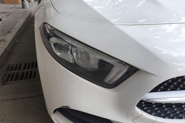 Used Mercedes-Benz A-Class 2020 Restyled A 200 L Sport Sedan Fashion Version Right Front Headlight