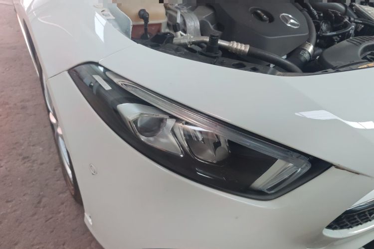 Used Mercedes-Benz A-Class 2020 Restyled A 200 L Sport Sedan Fashion Version Right Front Headlight