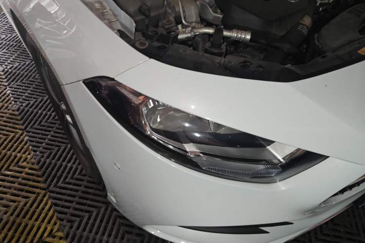 Used Mercedes-Benz A-Class 2020 Second Facelift A 180 L Sport Sedan Right Front Headlight