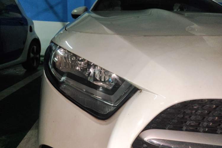 Used Mercedes-Benz A-Class 2020 Facelift A 180 L Sport Sedan Special Configuration Right Front Headlight