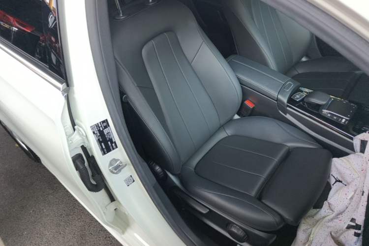 Used Mercedes-Benz A-Class 2020 Restyled A 200 L Sport Sedan Dynamic Version Right Front Seat